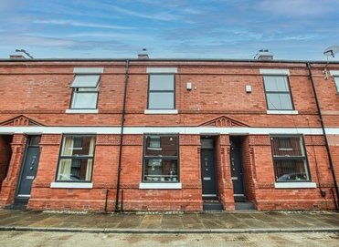 House-for-sale-in-Manchester-140